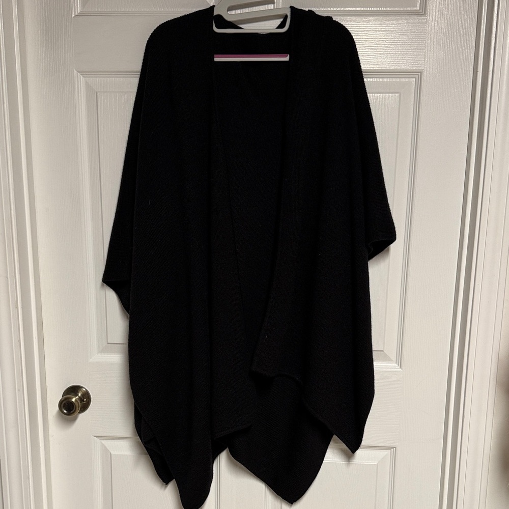 Chic Black Women's Poncho